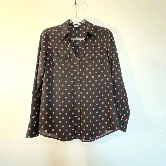 Express Size M Black with Red Polka Dots V neck button down like new - Picture 1 of 8